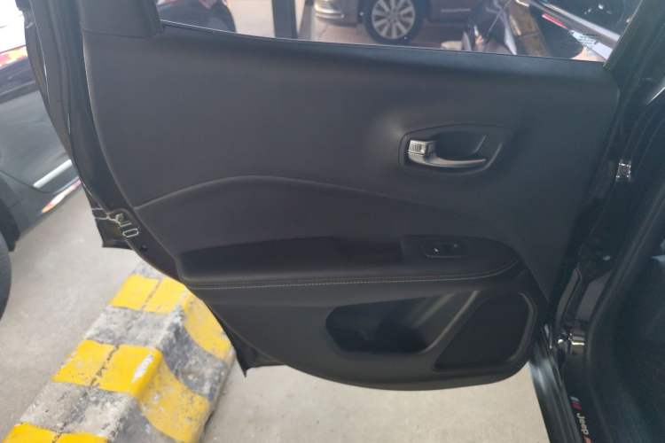 Used Jeep Compass 2020 220T Automatic Leading Edition