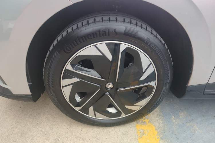 Used MG 4 EV 2022 425 km Luxury Edition
