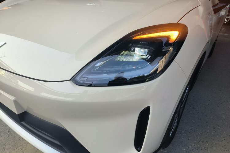 Used Wuling Bingo S 2025 Model 325km Deluxe Edition