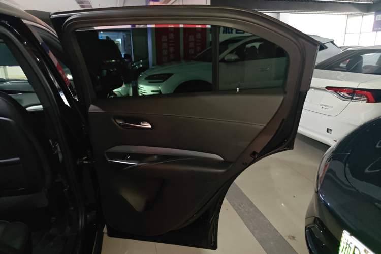 Used Cadillac XT4 2021 28T Two-Wheel Drive Luxury Version