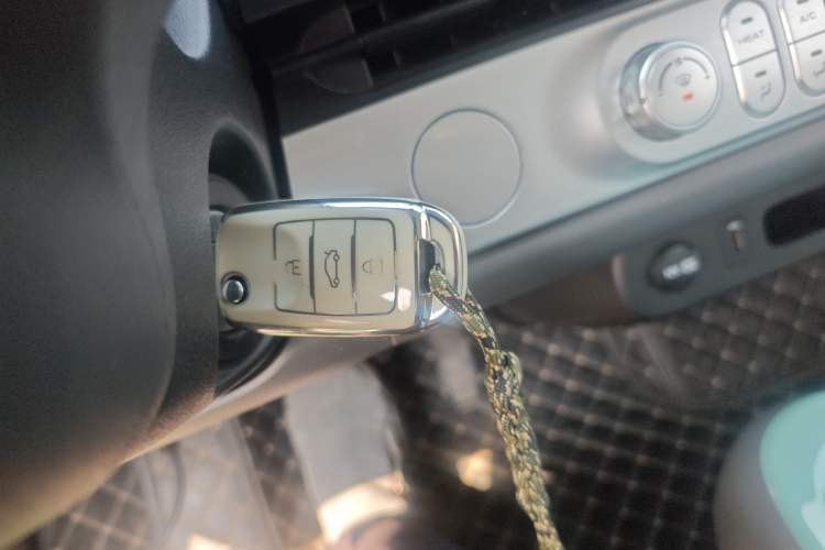 Used CHANGAN NEVO Lumin 2022 210km Sweet Edition Interior 1