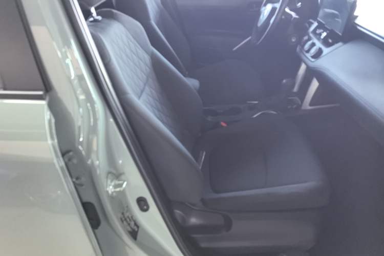 Used Toyota Corolla Cross 2023 2.0L Pioneer Edition Right Front Seat