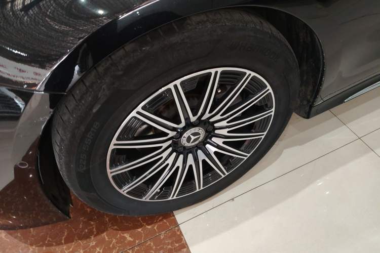 Used Mercedes-Benz E-Class 2024 E 260 L
