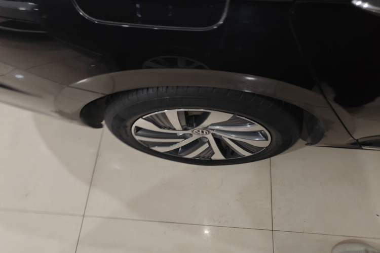 Used Volkswagen Passat New Energy 2020 430 PHEV Hybrid Luxury Edition China VI Standard Exterior 5