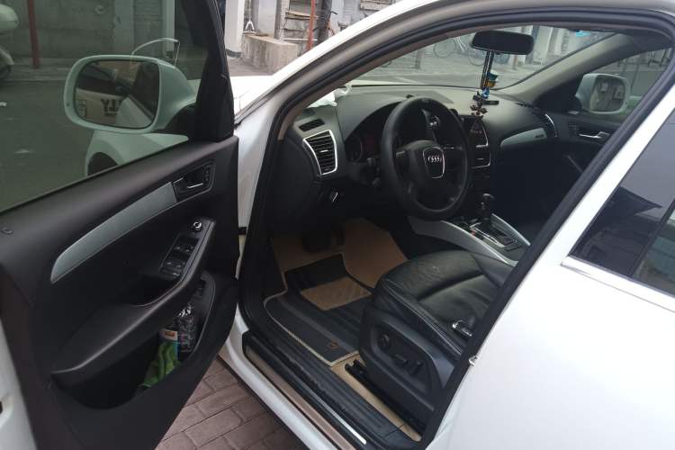 Used Audi Q5 2011 2.0TFSI Technology Model
