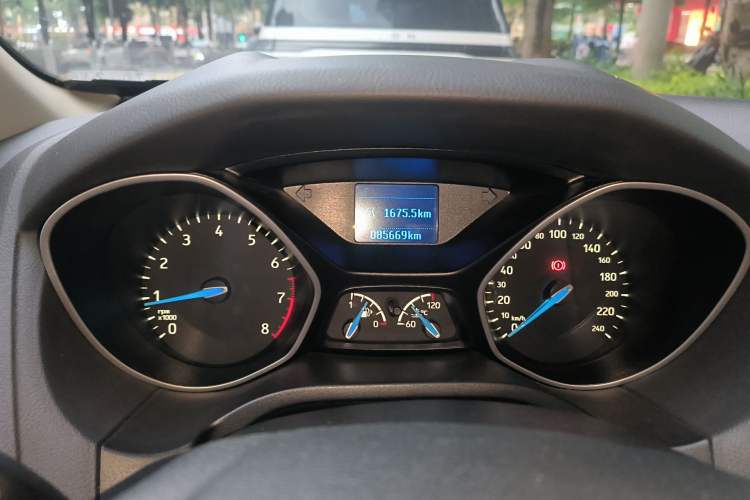 Used Ford Focus 2015 Sedan 1.6L Manual Comfort Model