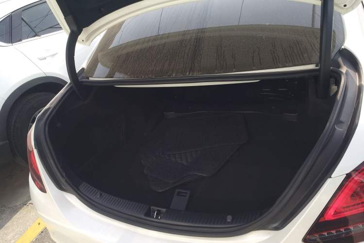 Used Mercedes-Benz C-Class 2020 C 200 L Fashion Edition Sport Version
