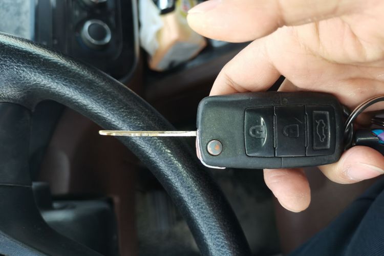 Used FORTHING Joyear X5 2016 1.6L CVT Luxury Model
