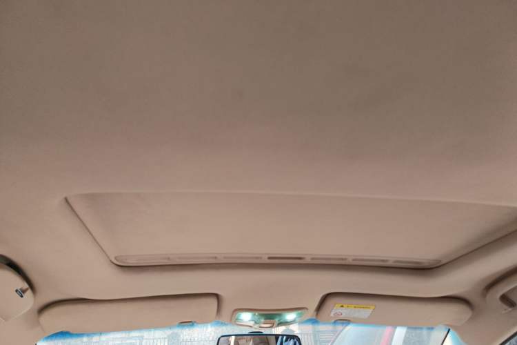 Used Roewe 350 2013 350C 1.5L Automatic Xunyue Edition