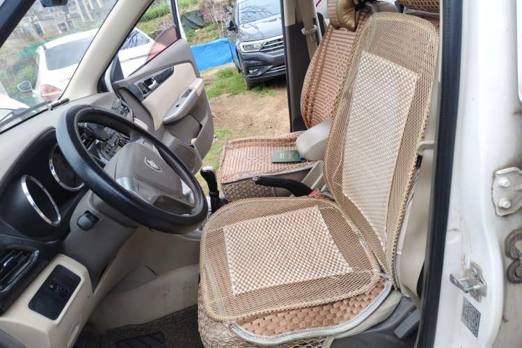 Used Foton Gatu ix5 2016 1.5L Zhiyue Model
