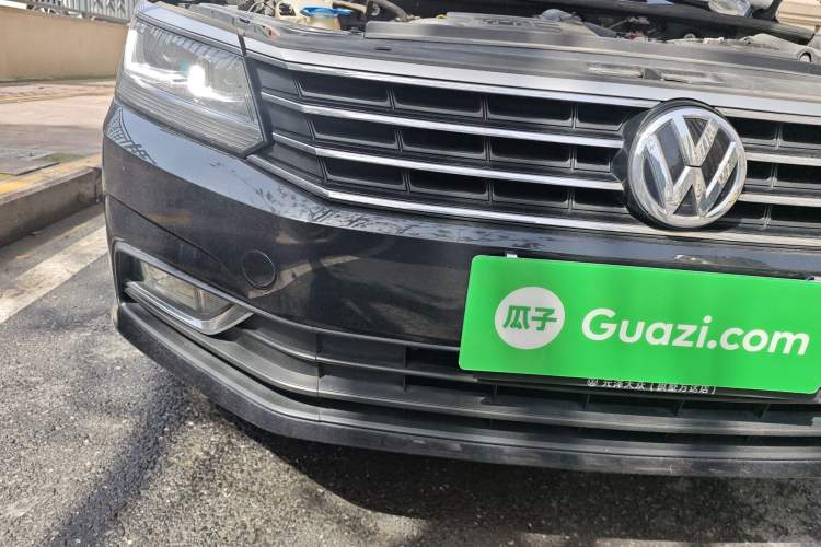 Used Volkswagen Passat 2019 280TSI Business Edition China V Standard Right Front Headlight