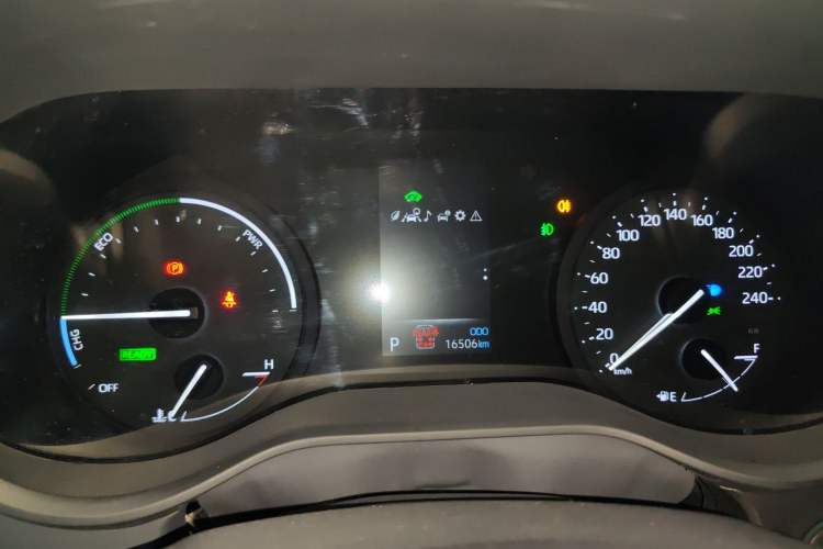 Used Toyota Granvia 2024 2.5L Hybrid Comfort Edition
