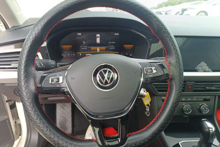 Used Volkswagen Lavida 2022 1.5L Automatic Comfort Edition
