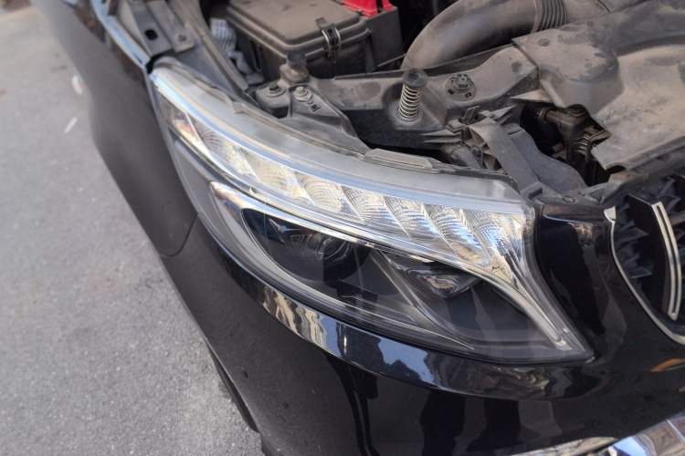 Used Mercedes-Benz Vito 2020 2.0T Elite Version 7 Seats
