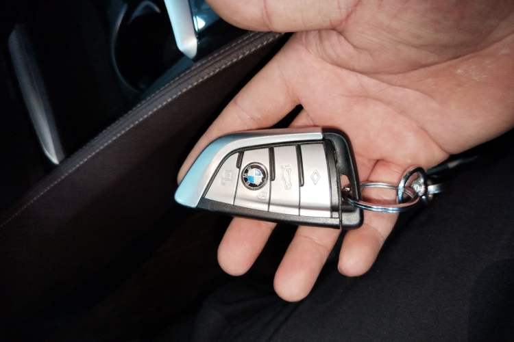 Used BMW 5 Series 2021 525Li Luxury Package Vehicle Key