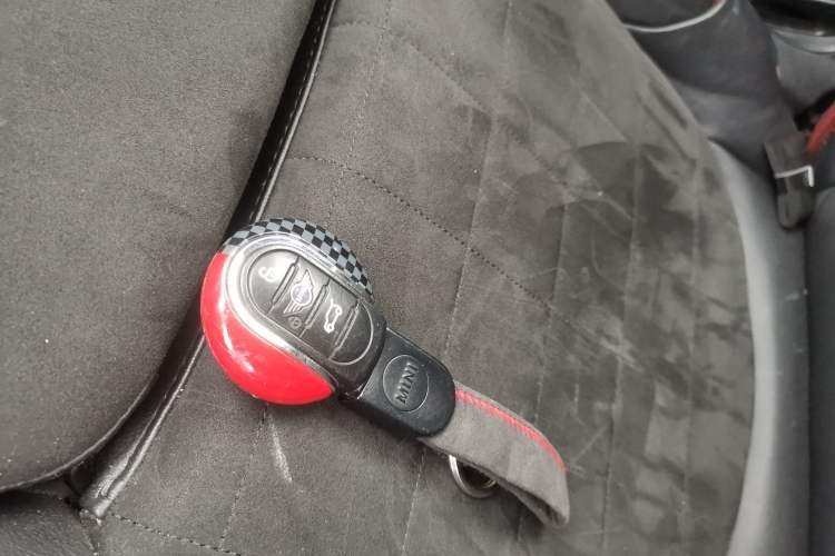 Used MINI JCW 2018 2.0T JOHN COOPER WORKS ALL-IN Vehicle Key