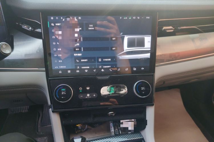 Used Lynk & Co 09 EM-P 2023 2.0TD EM-P Long-Range Version PM 7-Seater