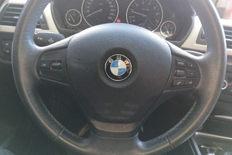 Used BMW 3 Series 2015 320Li Fashion Model
