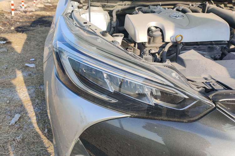 Used Toyota YARiS L Zhi Xuan 2020 1.5L CVT Luxury Edition Right Front Headlight