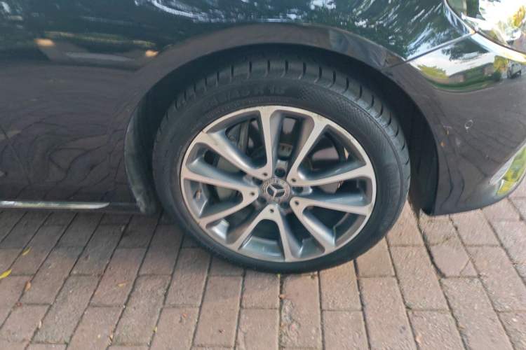 Used Mercedes-Benz E-Class 2019 E 300 L Stylish Model