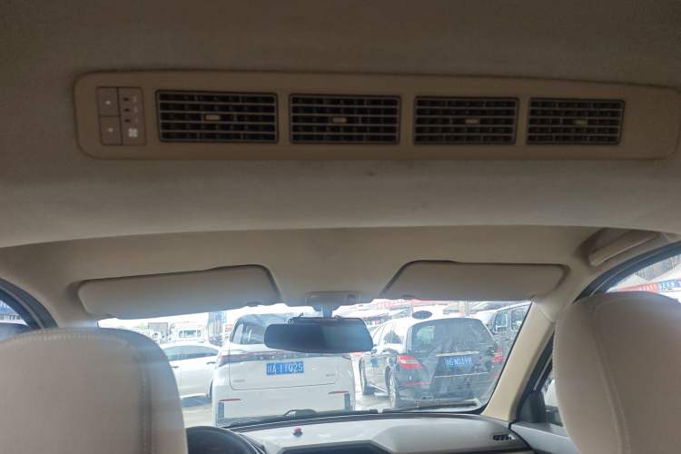 Used Wuling Hongguang 2019 1.5L S Standard Version China VI LAR Headliner