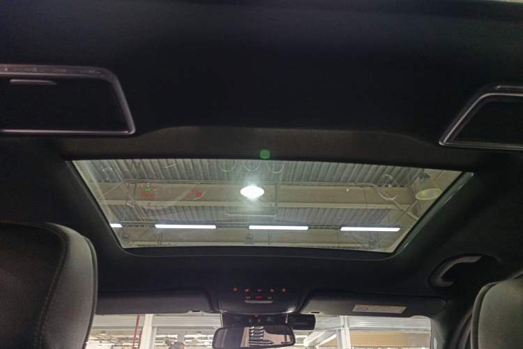 Used Mercedes-Benz GLC 2019 Refreshed GLC 300 L 4MATIC Dynamic Edition