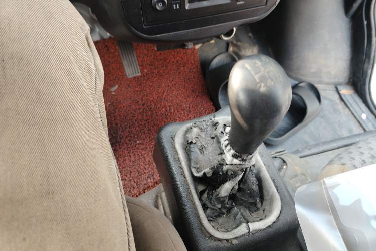 Used Wuling Zhiguang 2015 1.2L Practical LS-I Model
