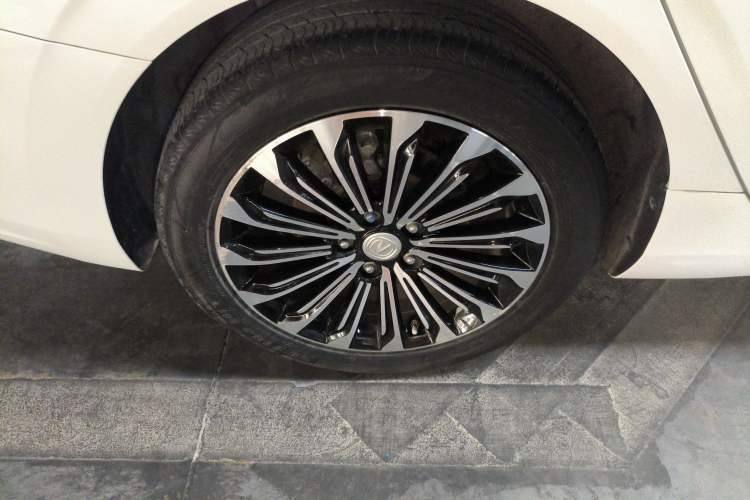 Used Changan Eado 2019 High-Energy Edition 1.6L GDI Automatic Zhenfeng Model China VI Standard