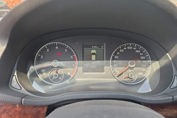 Used Volkswagen Passat 2011 1.8TSI DSG Prestige Edition Instrument Cluster