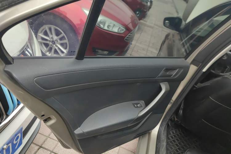 Used Skoda Rapid 2016 1.4L Manual Front-Wheel Drive Model