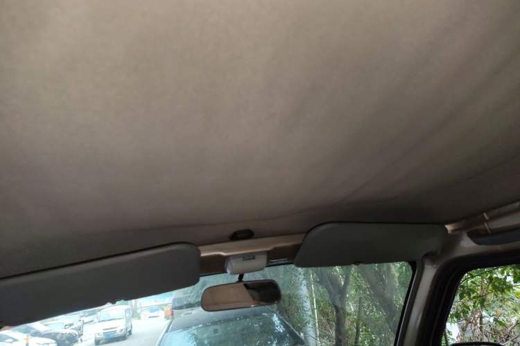 Used Wuling Rongguang 2011 1.2L Base Version