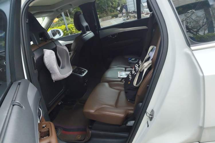 Used Volvo XC90 2018 T6 Zhiyi Edition 7-Seater
