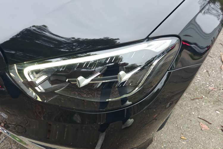 Used Mercedes-Benz E-Class New Energy 2022 Facelift E 350 e L Plug-in Hybrid Sedan
