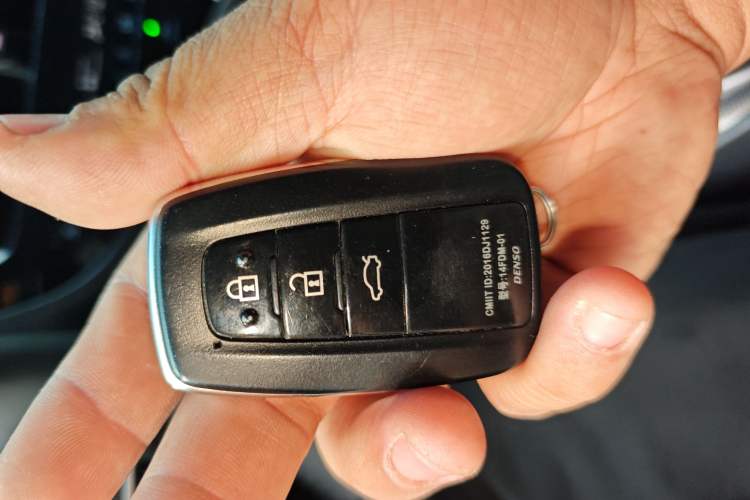 Used Toyota Camry 2021 2.0S FENGSHANG Edition