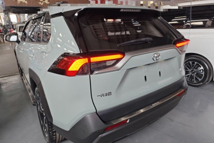 Used Toyota RAV4 2020 2.0L CVT Four-Wheel Drive Prestige Edition
