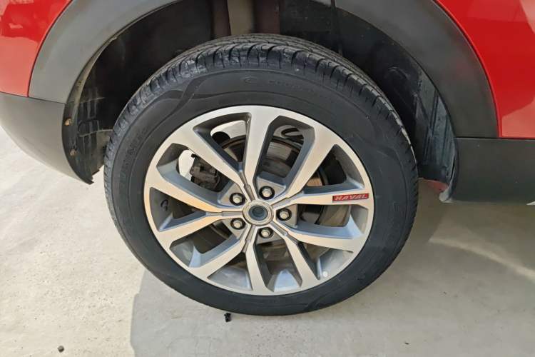 Used Haval H2s 2017 Red-Label 1.5T Dual-Clutch Luxury Model
