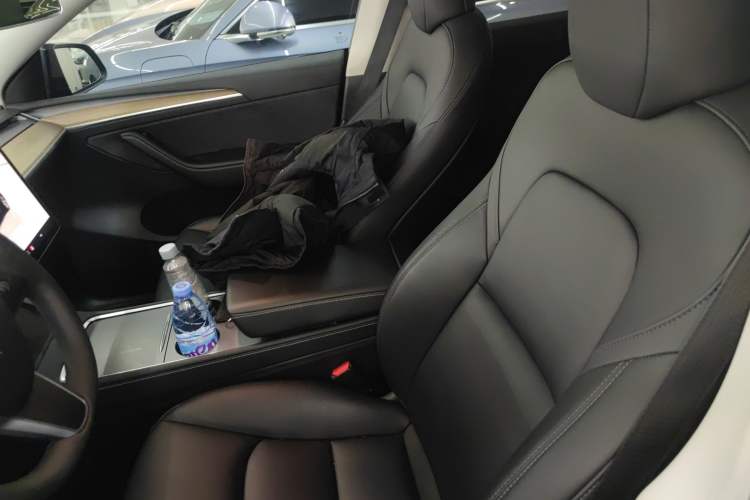 Used Tesla Model Y 2022 Rear-Wheel-Drive Version