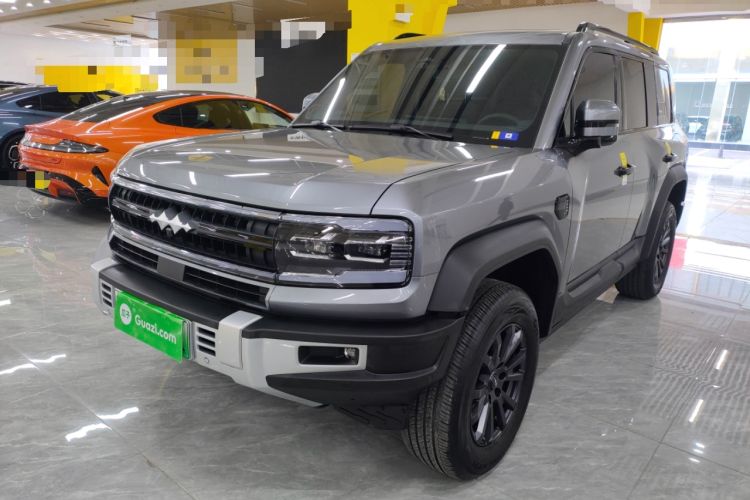 Used Formula Leopard 5 2023 Explore Edition