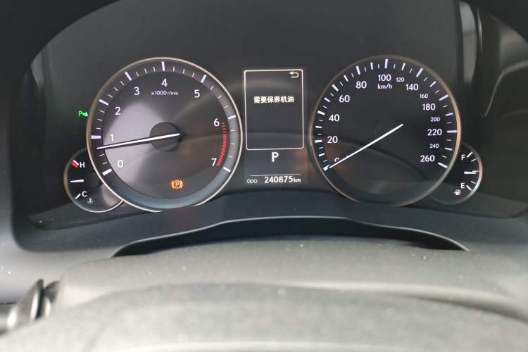 Used Lexus ES 2015 250 Elegant Edition Odometer Close Up