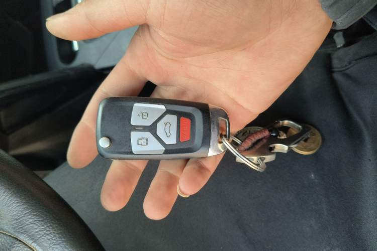 Used GAC Trumpchi GS4 2016 235T Manual Luxury Edition Vehicle Key