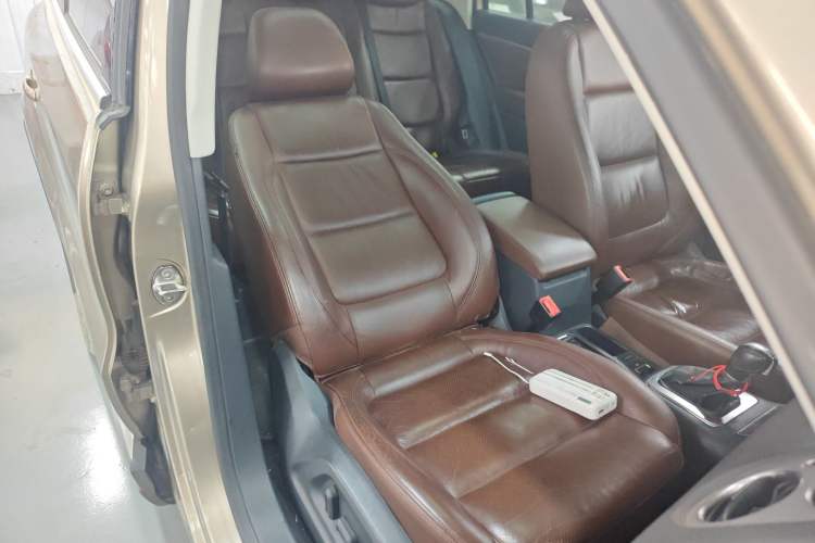 Used Volkswagen Tiguan 2013 1.8TSI Automatic Two-Wheel Drive Luxury Model Right Front Seat