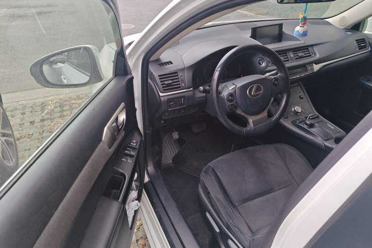 Used Lexus CT 2014 CT200h Comfort Edition Monochrome Driver Seat