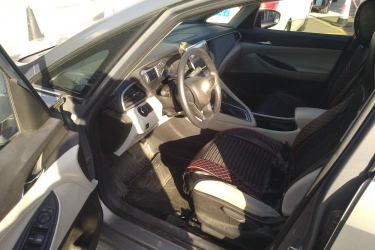 Used Buick GL6 2019 18T 6-Seater Elite Version China VI Standard
