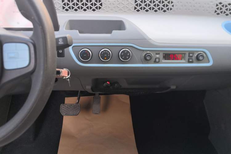Used Dongfeng Fengon MINIEV 2022 Simple Style Comfort Version