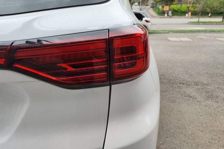 Used CHANGAN CS75 2023 Enjoy Edition 1.5T DCT Luxury Version Right Rear Taillight