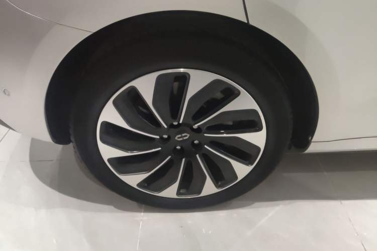 Used Hima AITO M5 2023 Extended-Range Rear-Drive Intelligent Driving Version
