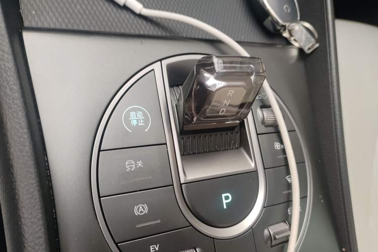 Used BYD Seal 05 DM-i 2025 DM-i Smart Drive 55KM Luxury Model Gear Lever