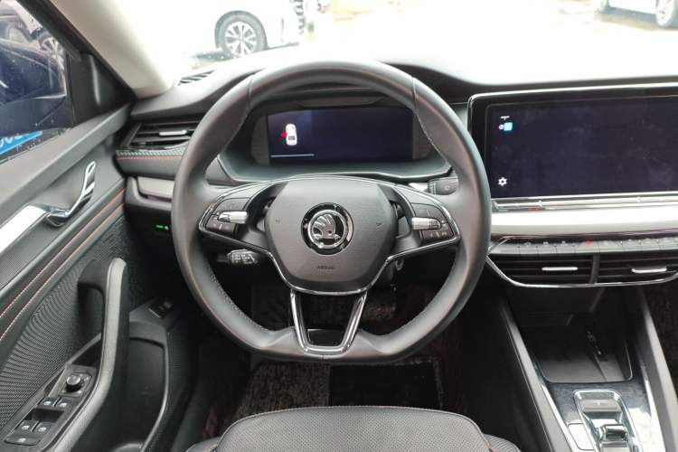 Used Skoda Octavia 2021 PRO TSI280 DSG Flagship Edition
