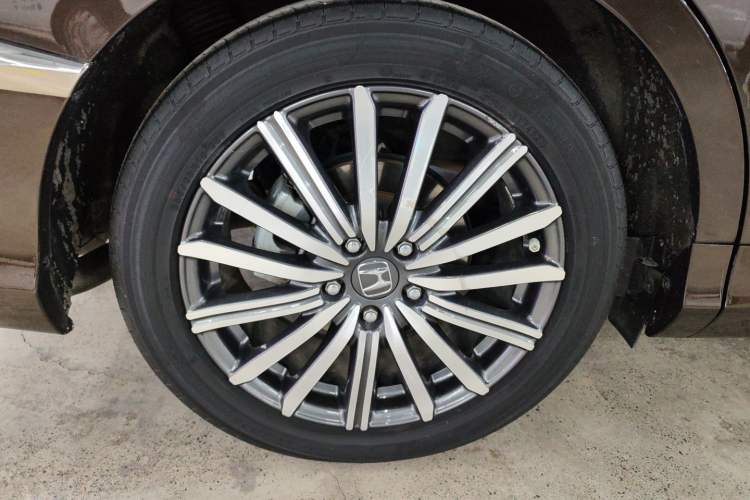 Used Honda Elysion 2022 2.0L eHEV Luxury First Edition
