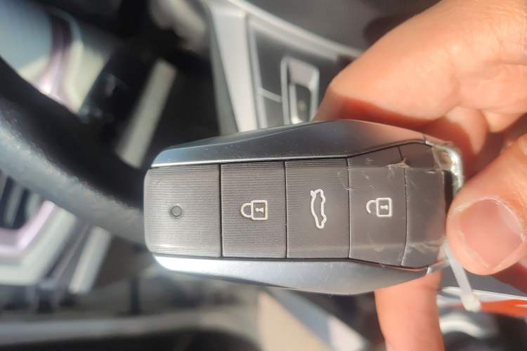 Used SOL E10X 2022 Flower Fairy Design Four-Leaf Clover